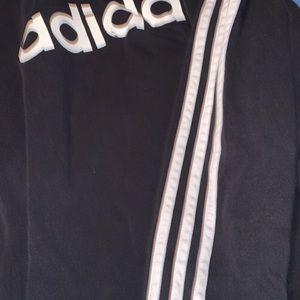 Boys adidas sweatshirt (size medium)